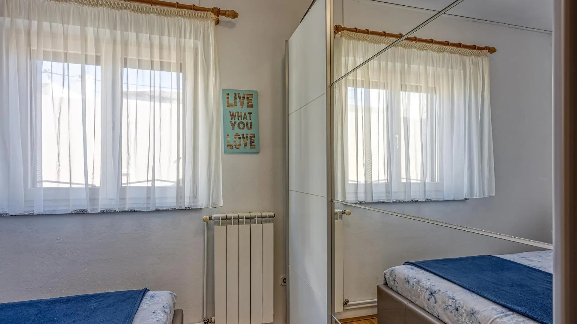 Apartments Jakara Vinkuran