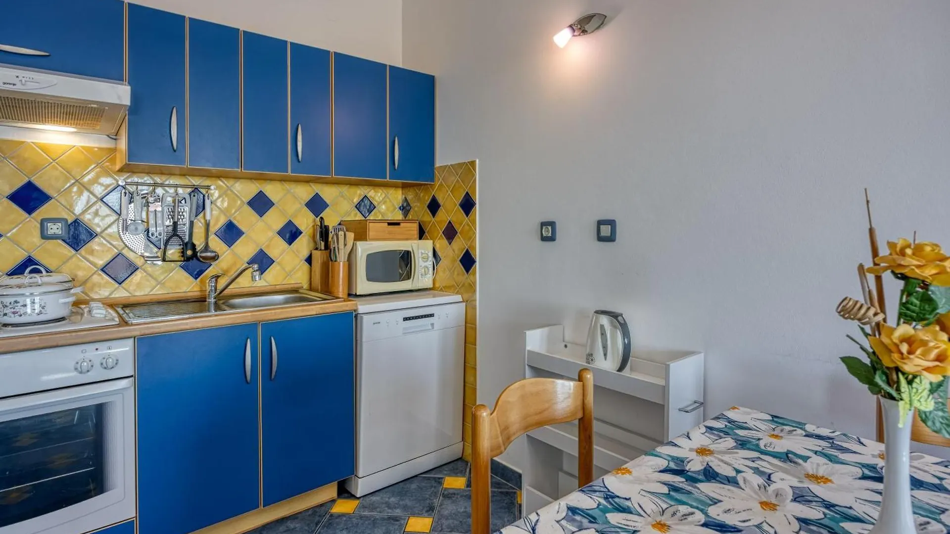 Apartments Jakara Vinkuran