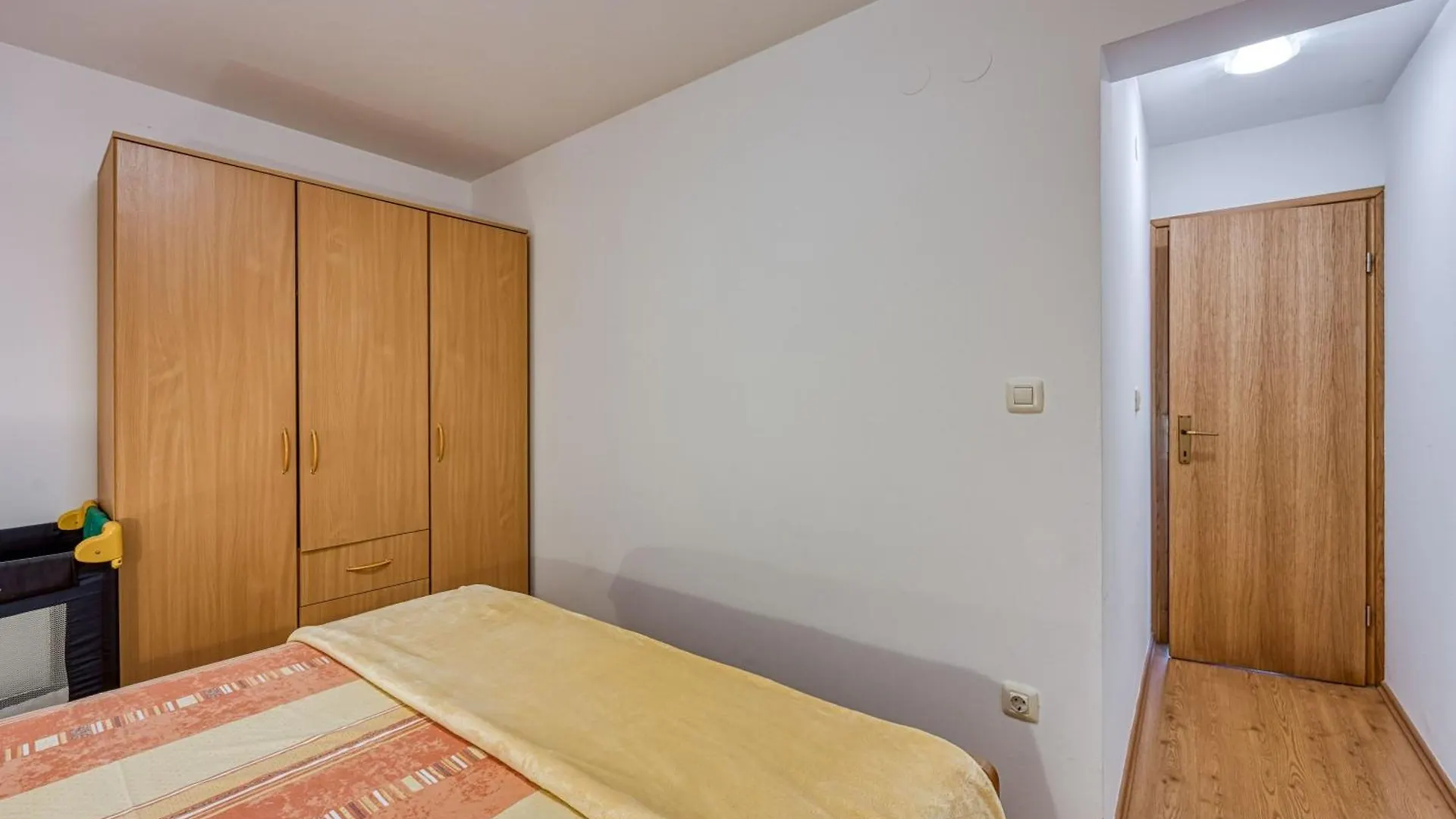 Apartments Jakara Vinkuran