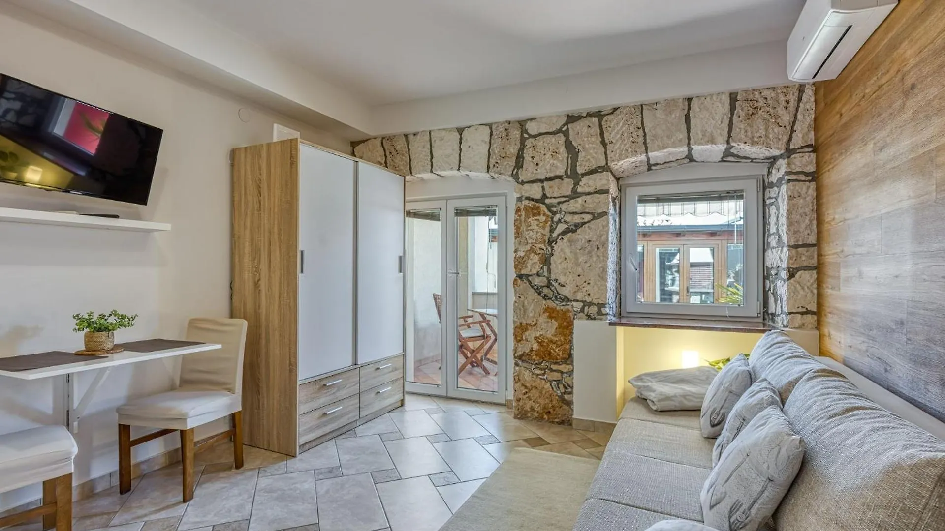 Apartments Jakara فينكوران 0*,  كرواتيا